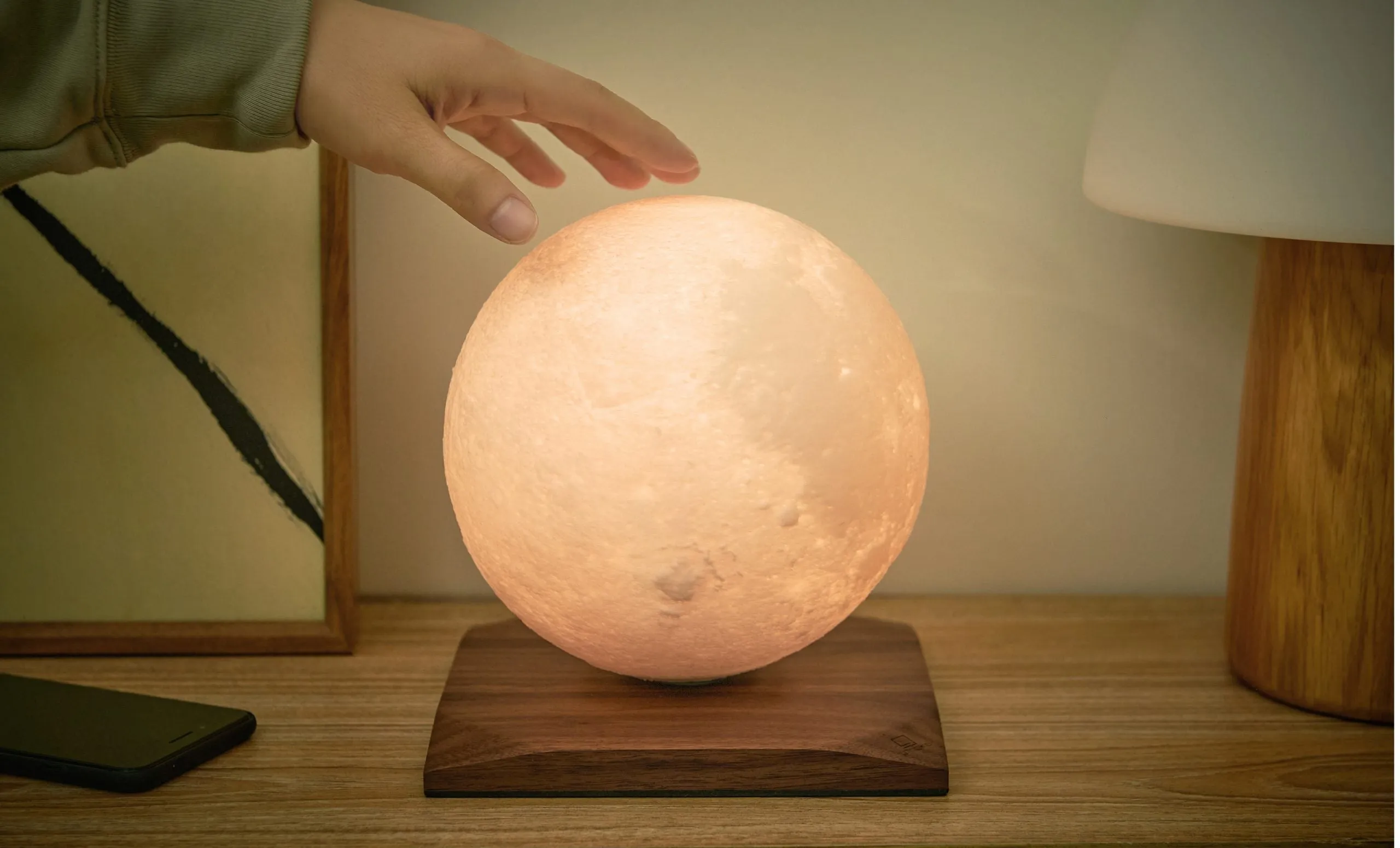 Gingko - Smart LunaSpin Lamp