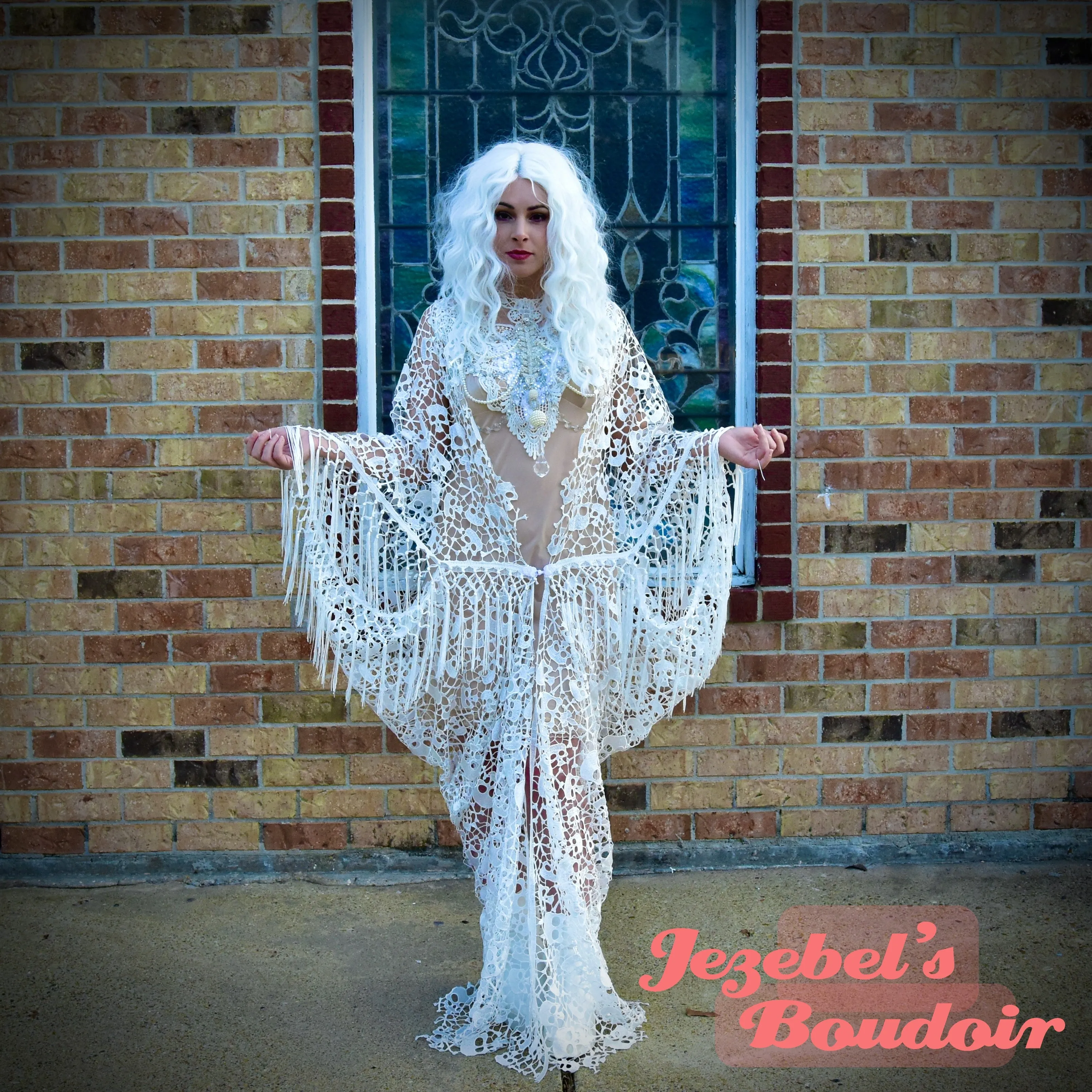 Gothic White Lace Skull Fringe Robe, Ghost Halloween Costume Duster, Bride of Frankenstein Bat Wing Dressing Gown, Cocoon Poiret Kimono, Dia de los Muertos, Ethereal Wedding Drag Queen Theater Flowing Voodoo Priestess Jezebel's Boudoir