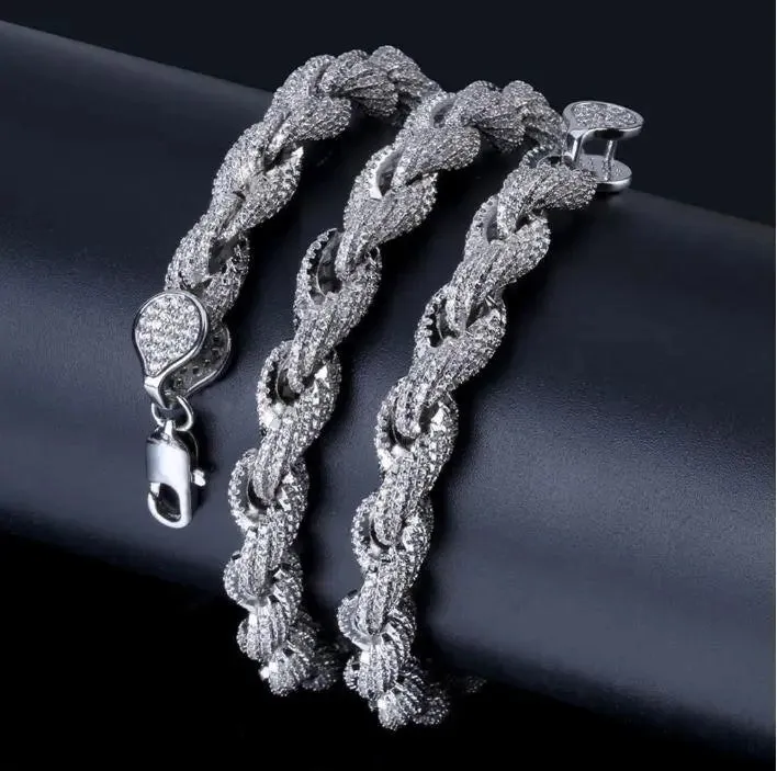 Rhinestone-Studded HAWSER Chain - 10 MM Luxurious Fashion Statement